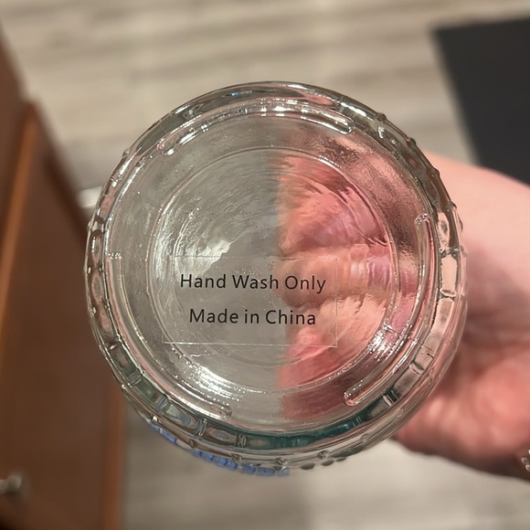 Bubba Gump Shrimp Co. Cocktail Glass - Picture 3 of 4